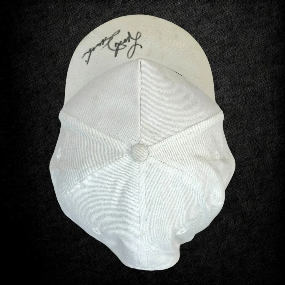 Pilot Linda Finch Autographed‎ Hat Vintage 90s White Snapback Pratt Whitney Cap
